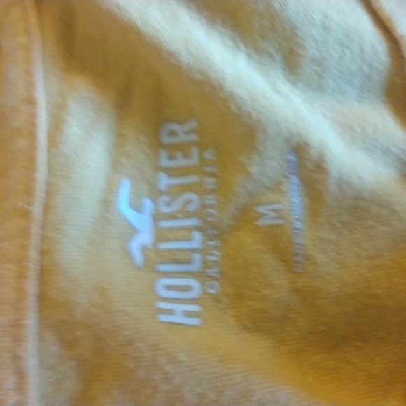 Hollister crop top - Picture 2 of 3